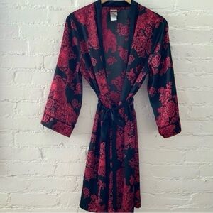 In Bloom by Jonquil Silky Satin Floral Robe Size Medium Black Red Sexy Romantic
